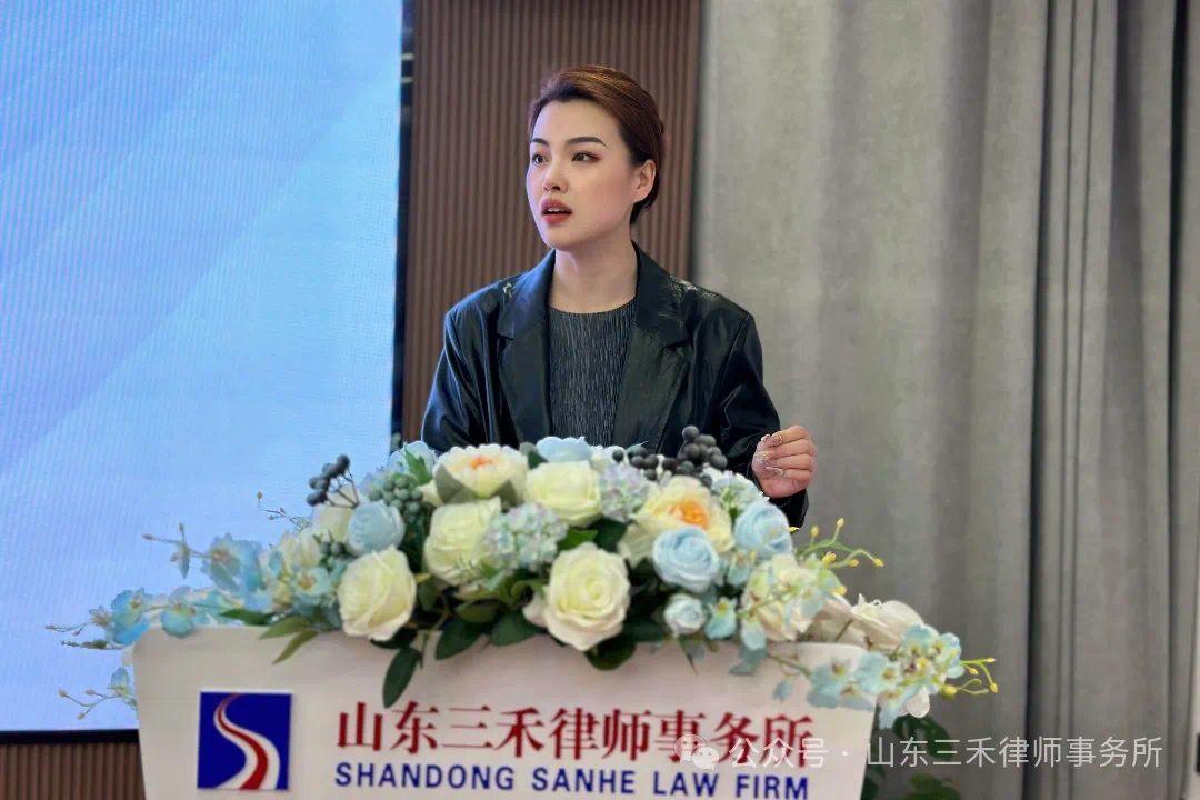 大众网记者郑玮分享《短视频拍摄与制作》